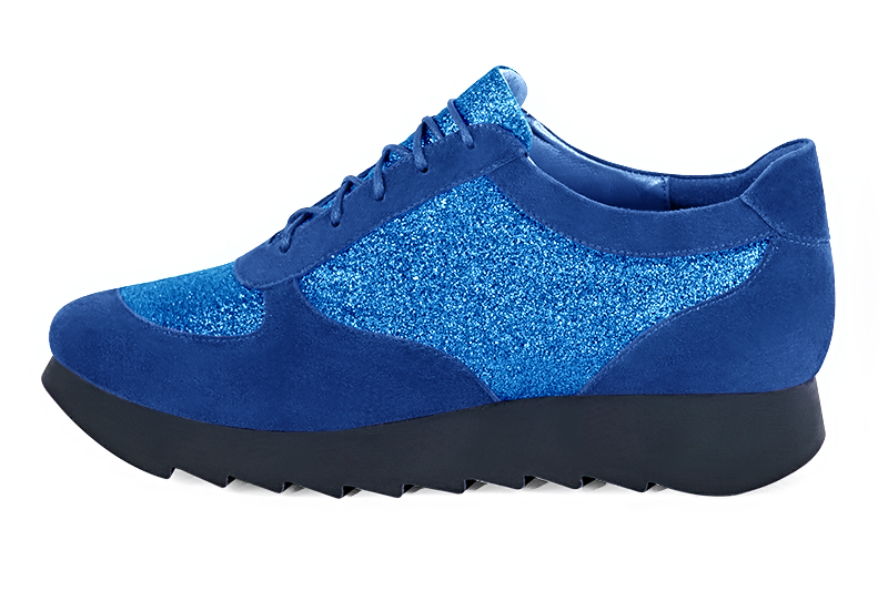 Electric blue women's open back shoes. Round toe. Low rubber soles. Profile view - Florence KOOIJMAN